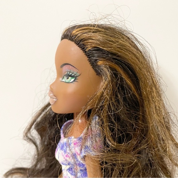 Bratz Doll Sasha MGA Doll - Picture 6 of 16